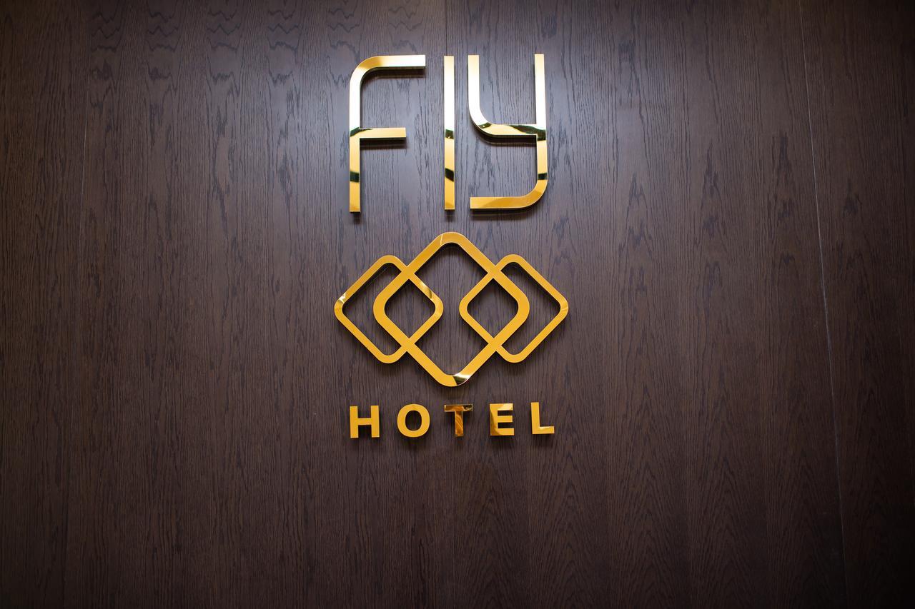 Fly Hotel Libreville Exterior foto